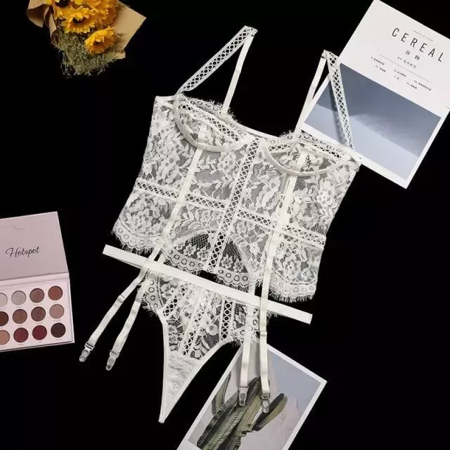 Corset Porte-jarretelles <br> l'union parfaite