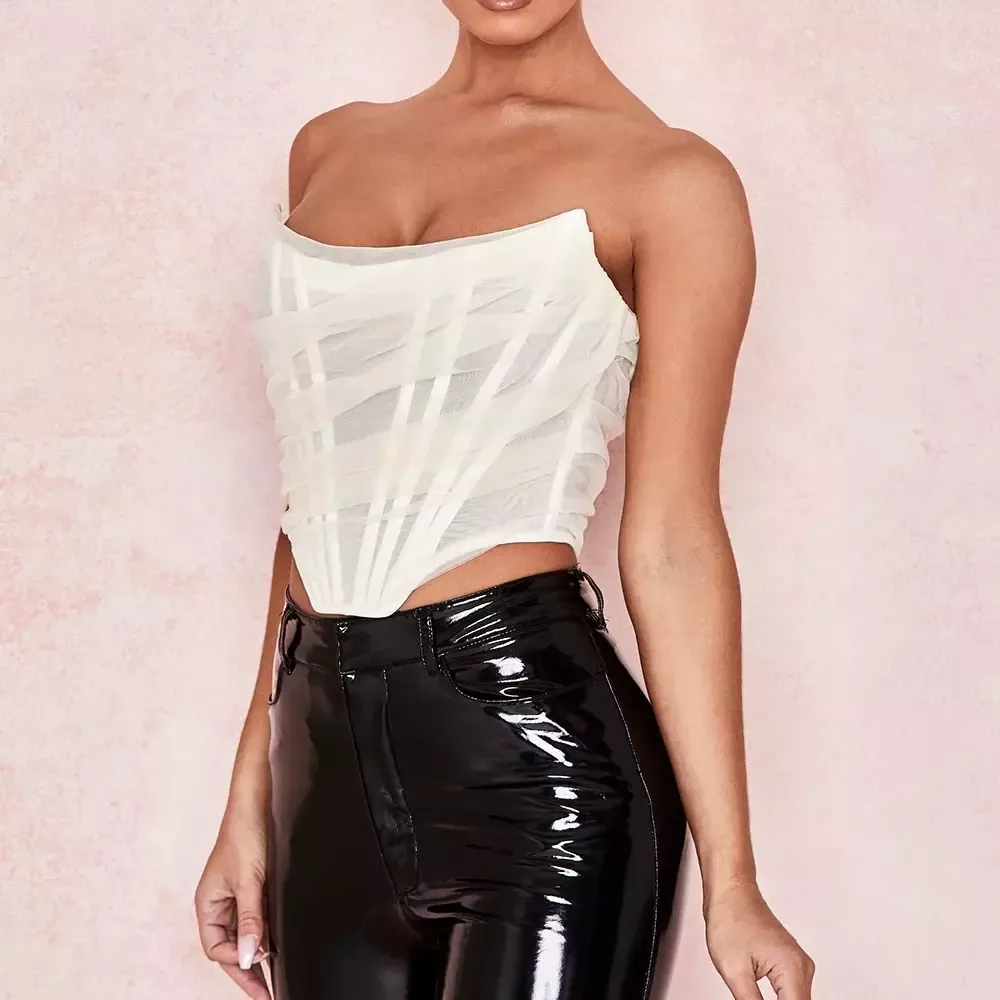 Crop top bustier blanc en tulle style corset