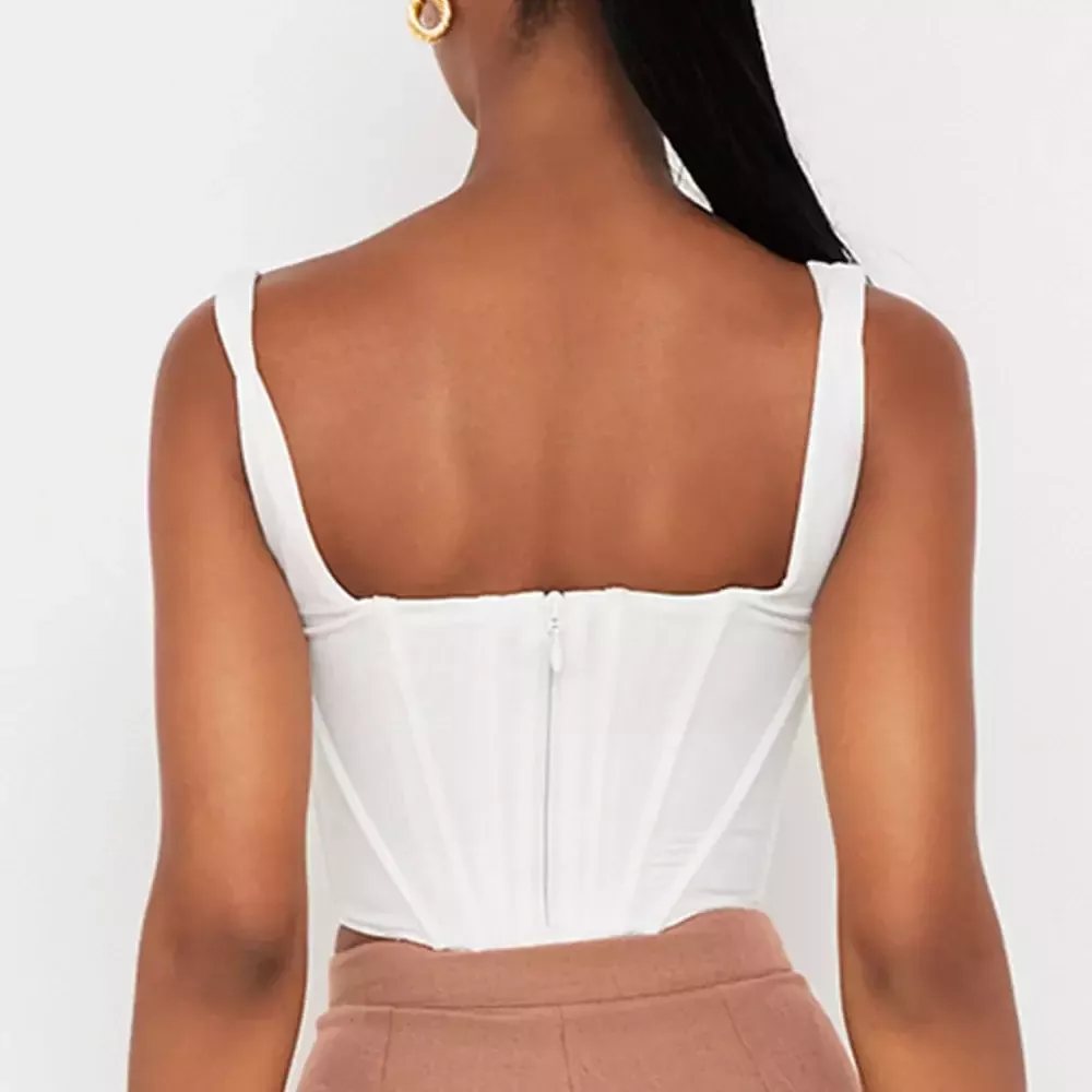 Haut corset blanc style bustier à bretelles