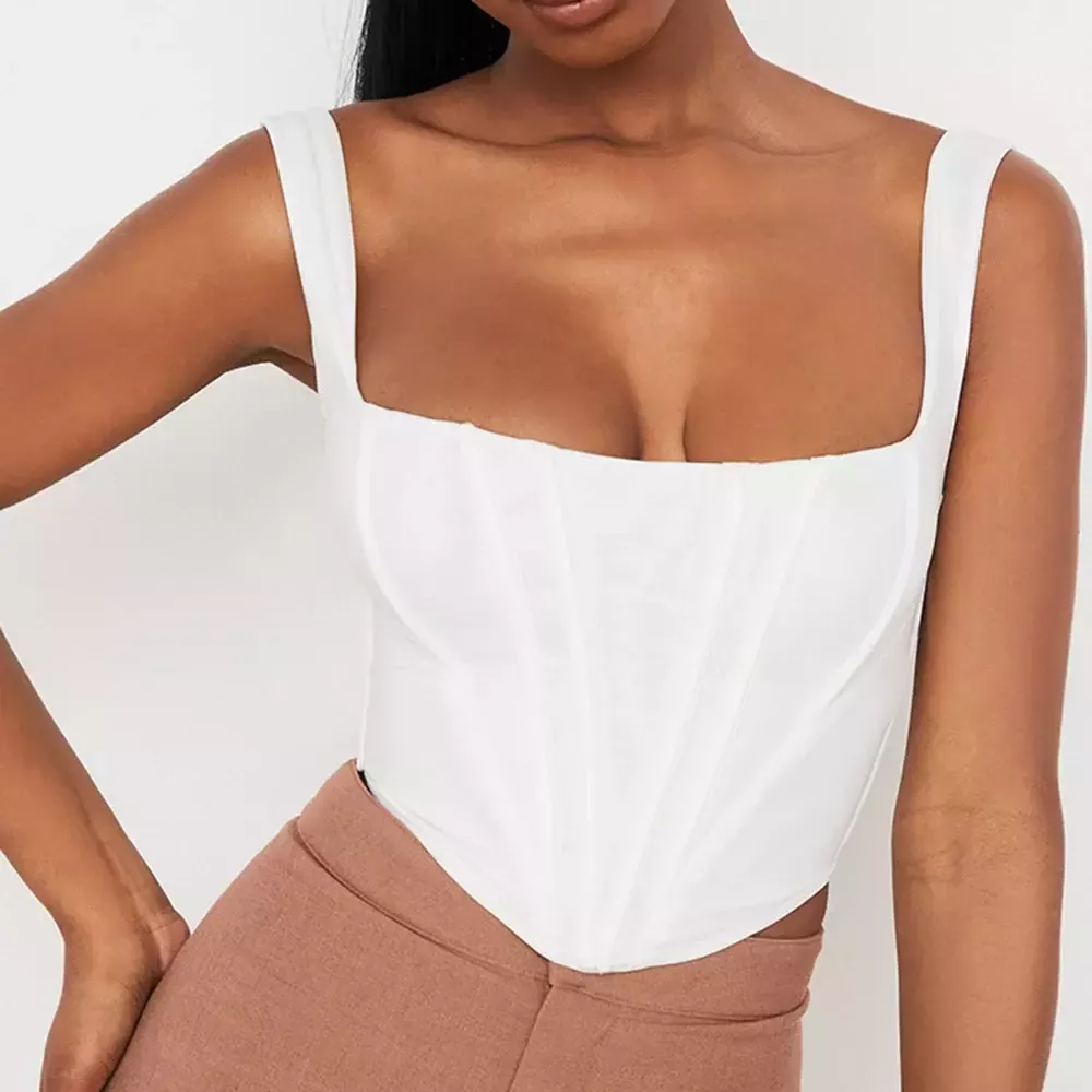 Haut corset blanc style bustier à bretelles